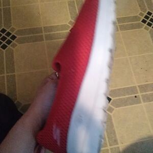 Skechers Goga Max  Go. Walk Red Size 8.5